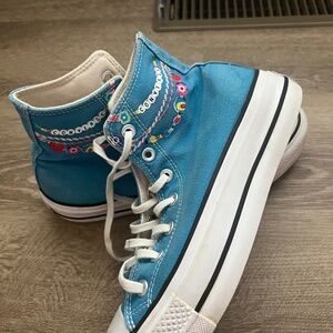 Women’s converse all star blue high tops size 8 sneakers